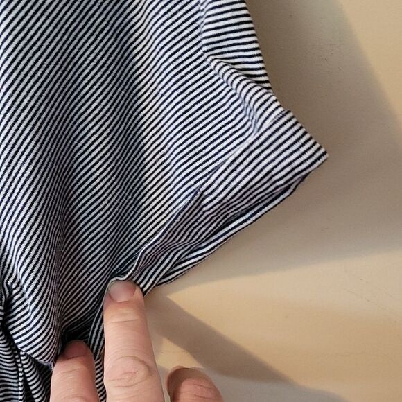 Soft surroundings top 1X - Picture 6 of 6